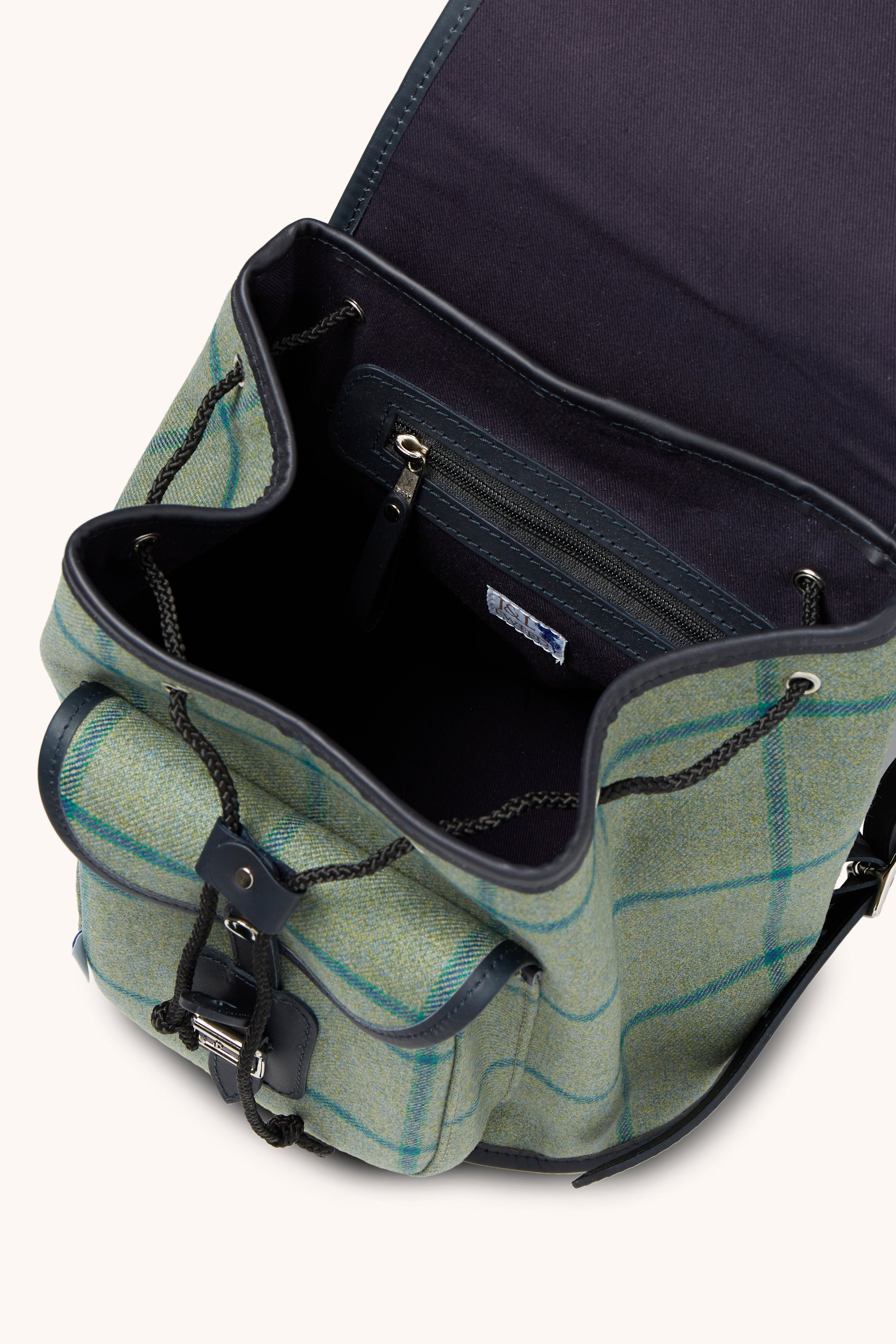 Janie Backpack-Links House