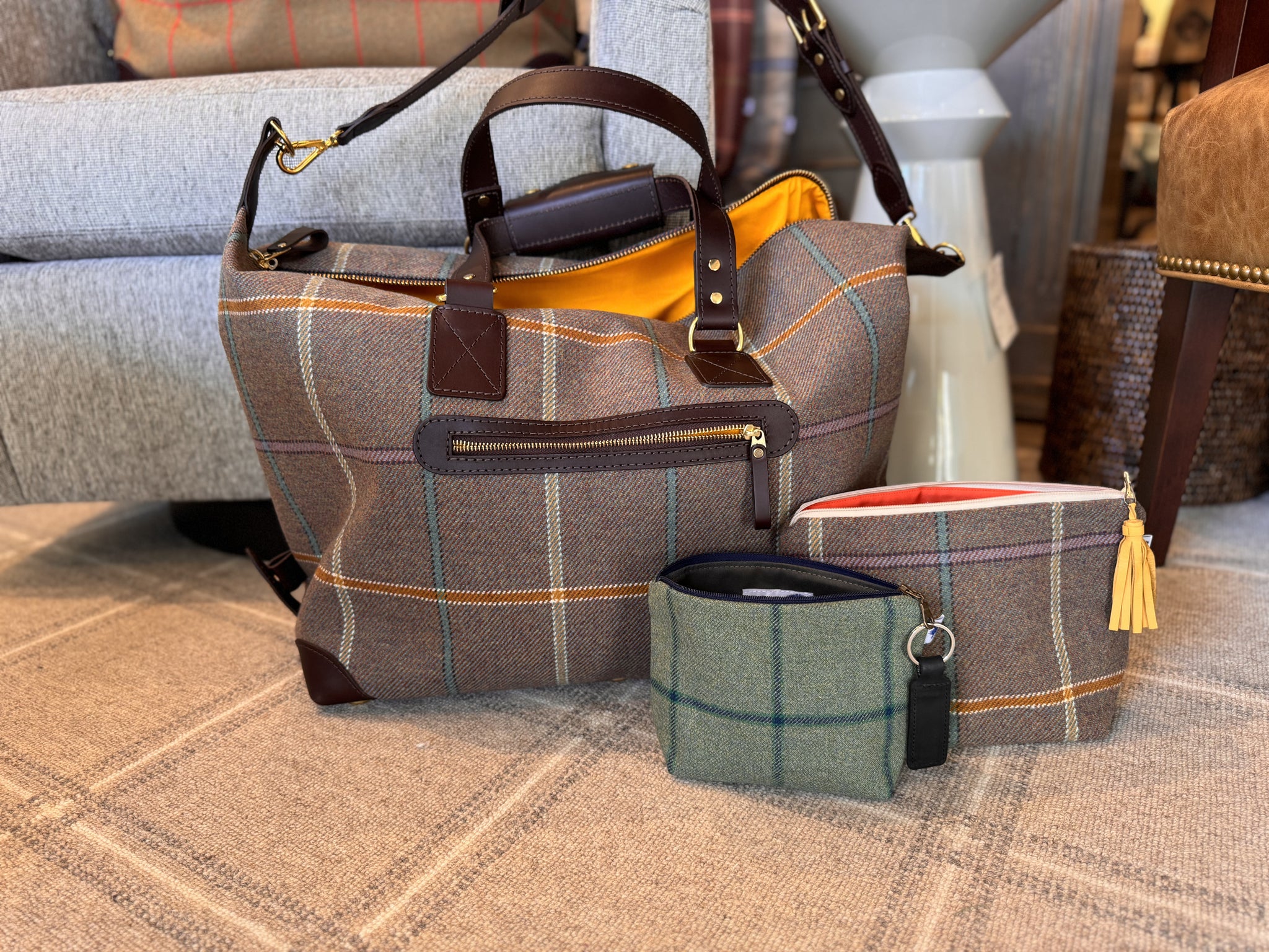 Hanna Weekender Bag – J&L Tweed | Shop Now